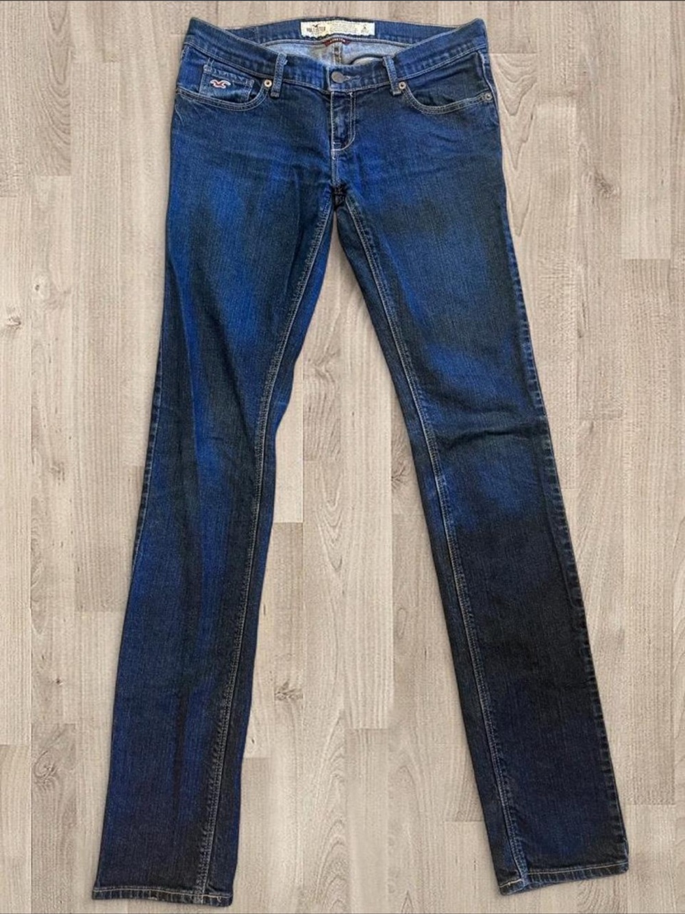 Hollister Classic Laguna Skinny Y2K Low-Rise Dark Wash Jeans